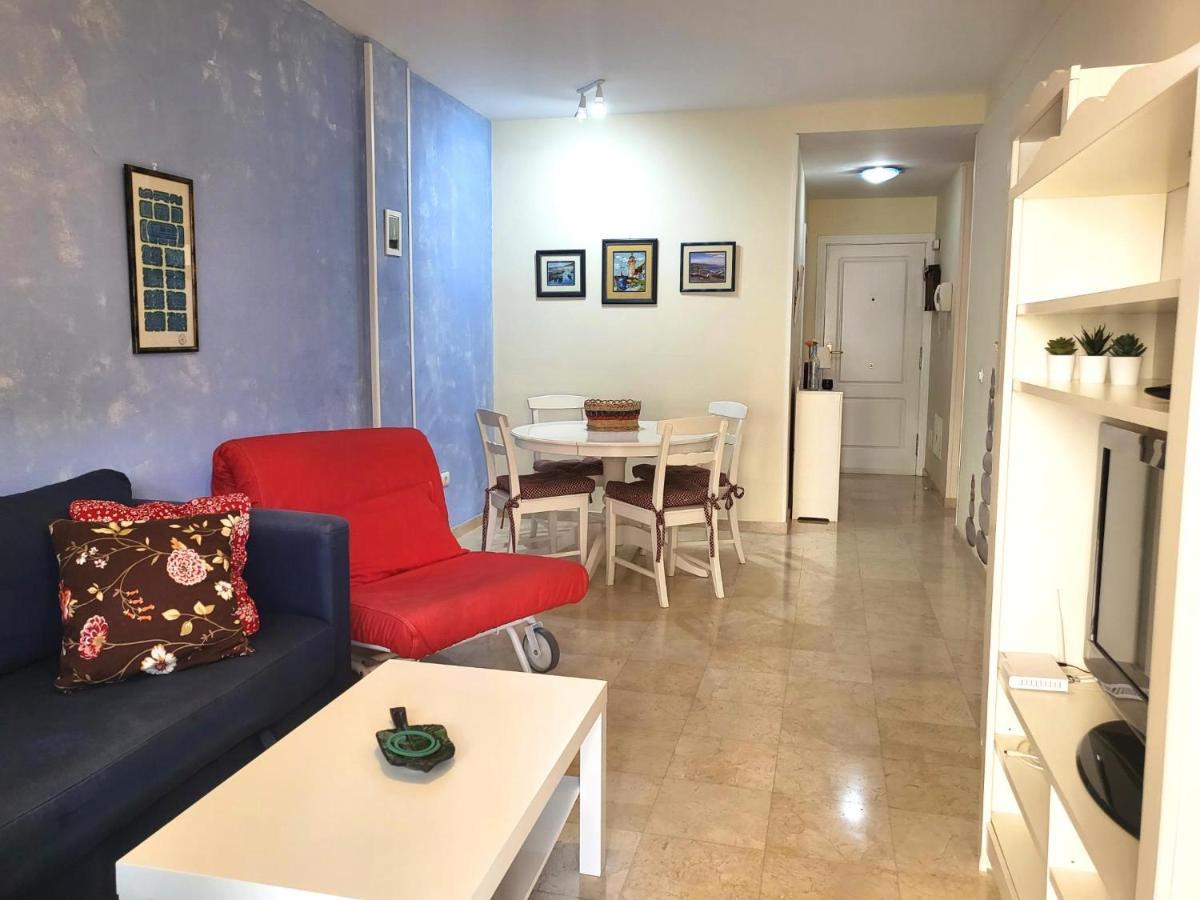 Oasis Palm Mar By Helloapartments Exterior photo
