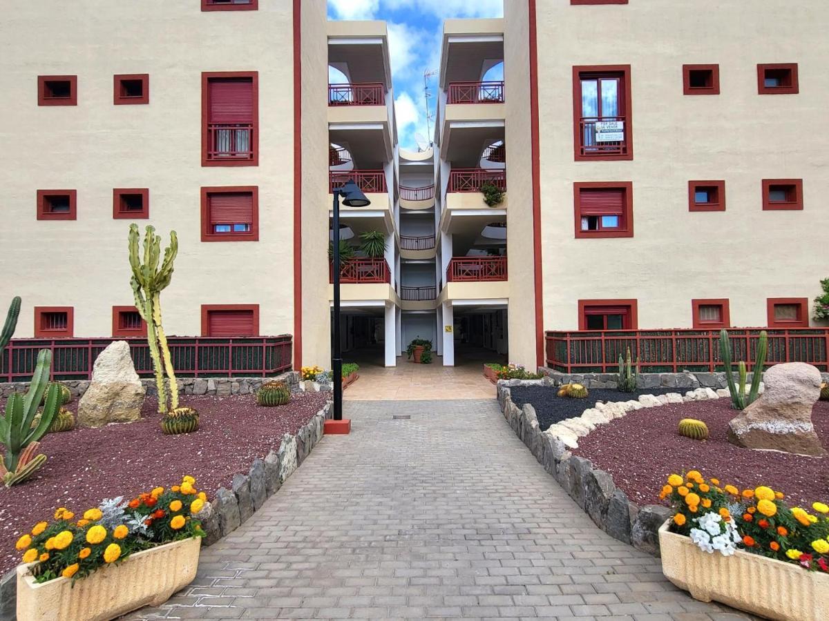 Oasis Palm Mar By Helloapartments Exterior photo