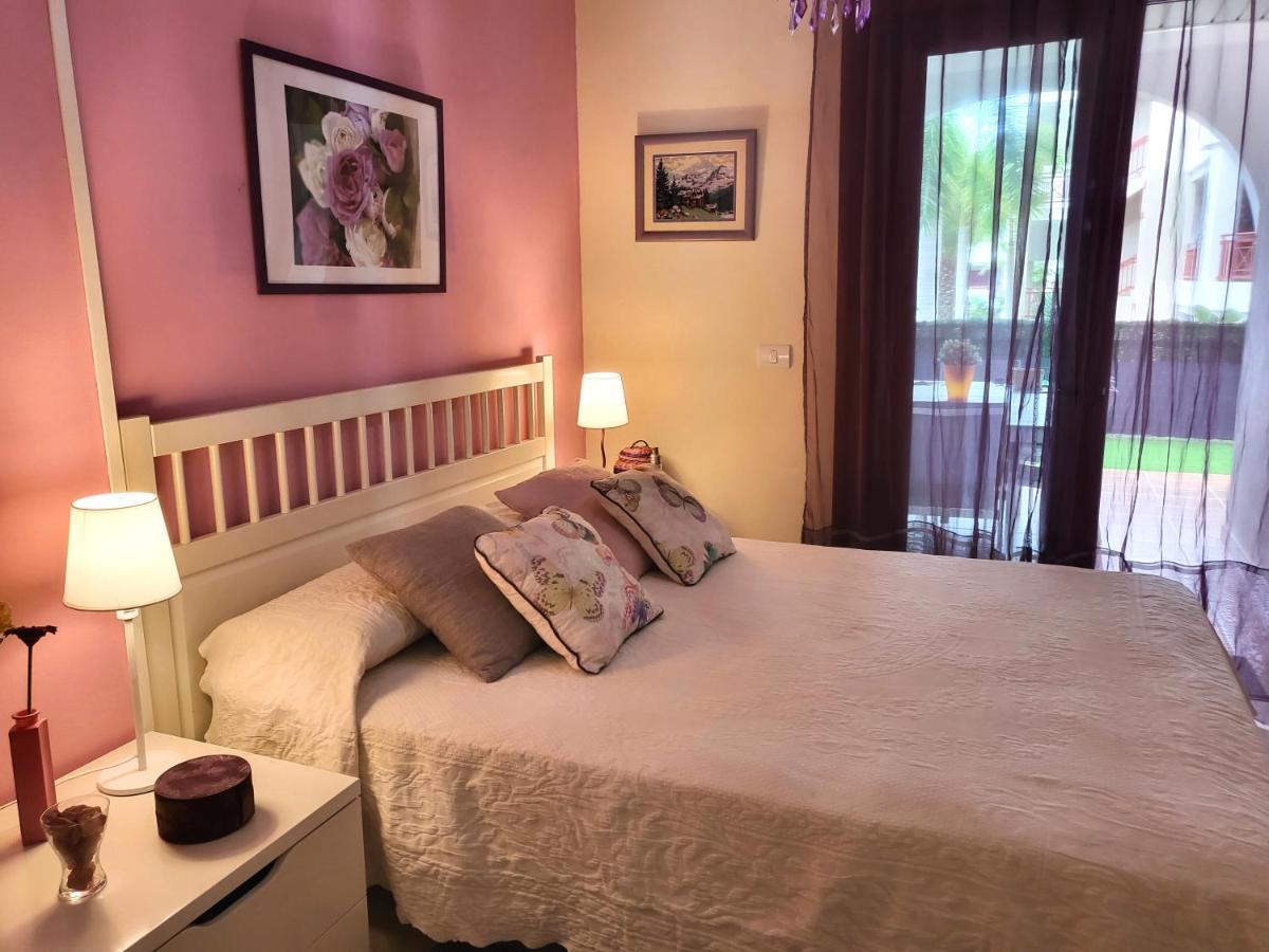 Oasis Palm Mar By Helloapartments Exterior photo