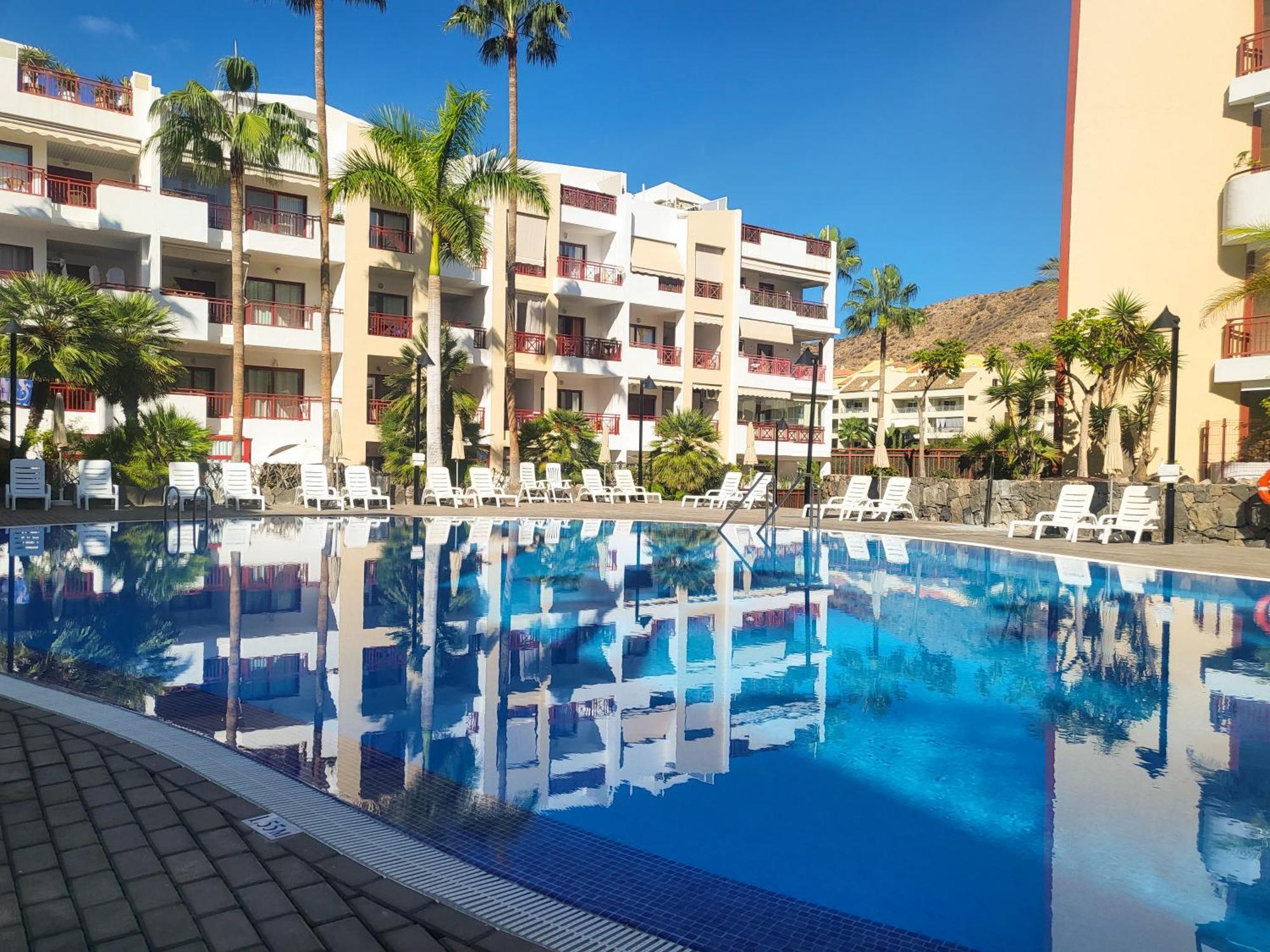 Oasis Palm Mar By Helloapartments Exterior photo